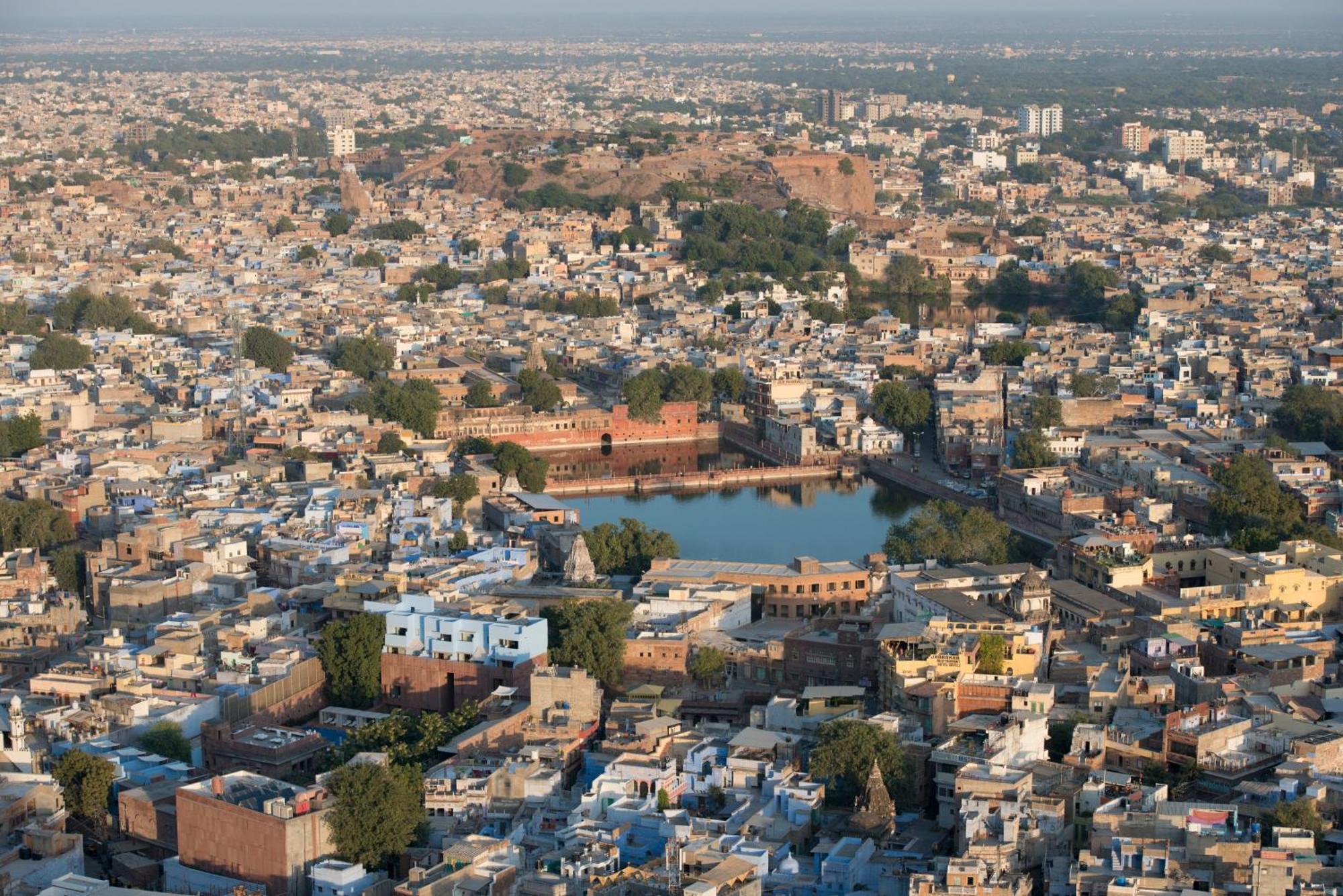 Отель Raas Jodhpur Джодхпур Экстерьер фото